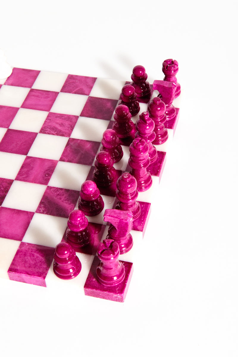 Italian Magenta/White Small Alabaster Chess Set