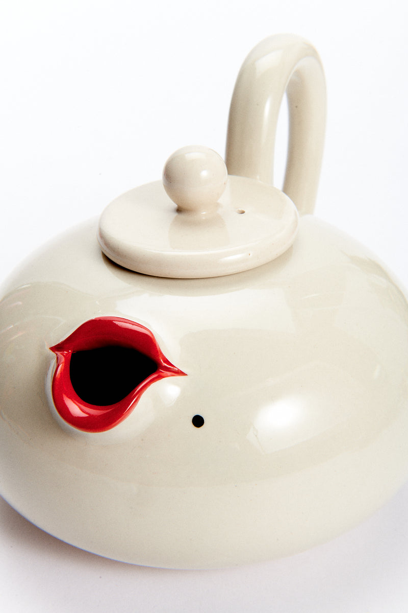 1980s Red Lips Tea Set