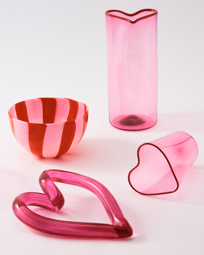 Handblown Heart Pitcher in Fuchsia – Rosemary Home