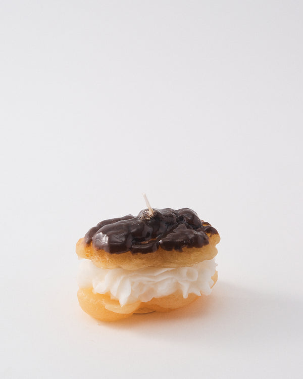 Italian Trompe-l'œil Cookie Candle - Chocolate Eclair