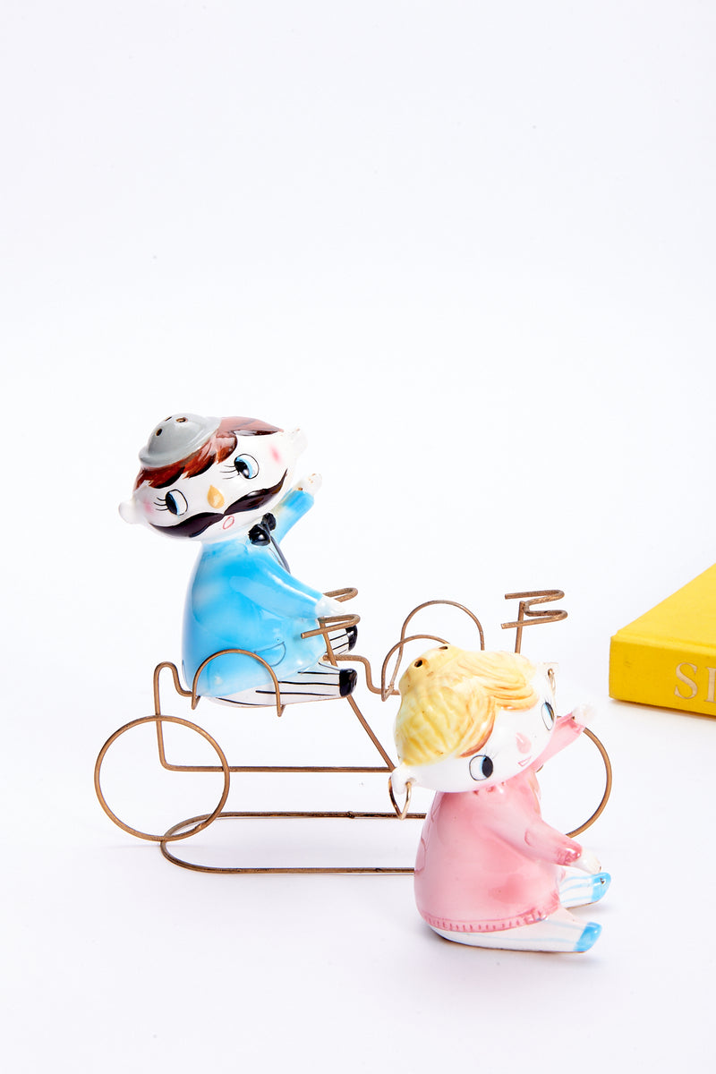 Rare 1950s Cycling Couple Shaker Set