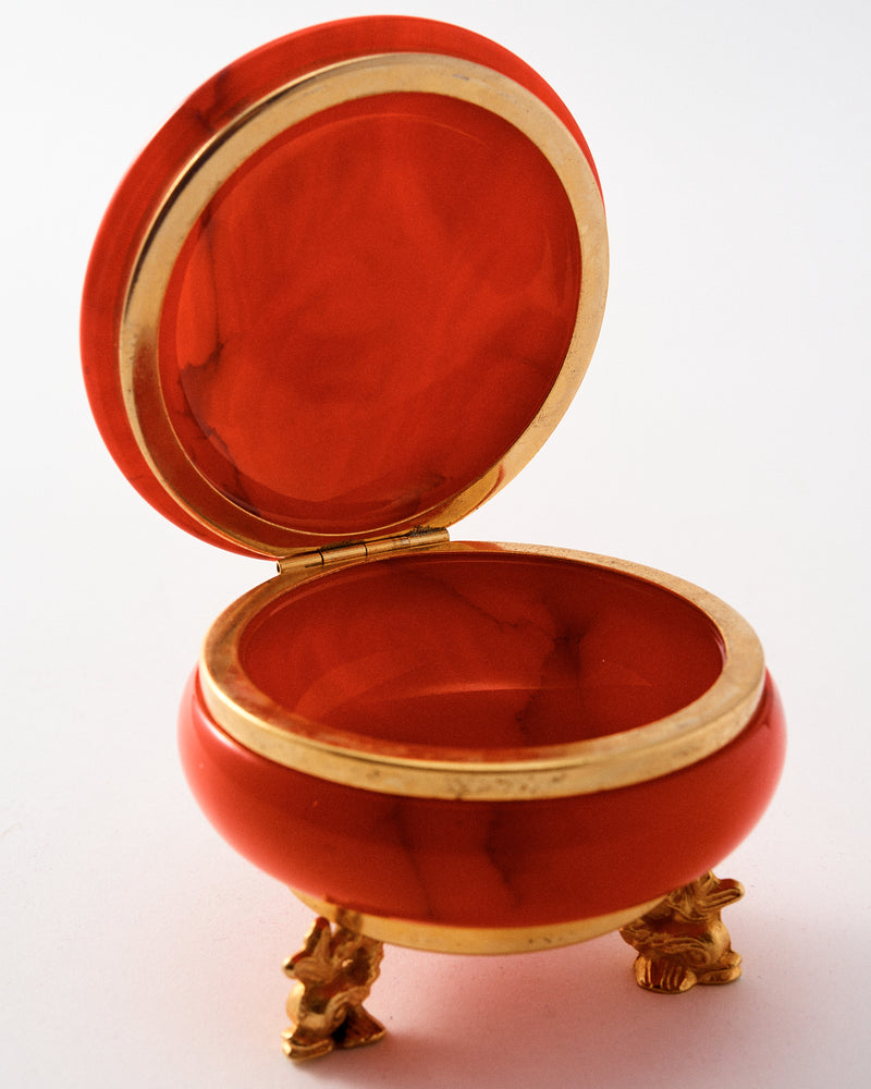1960s Coral Alabaster Jewelry Pot with Brass Dolphin Feet