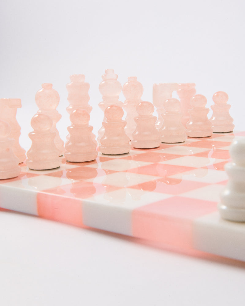 Rose Pink/White Small Italian Alabaster Chess Set