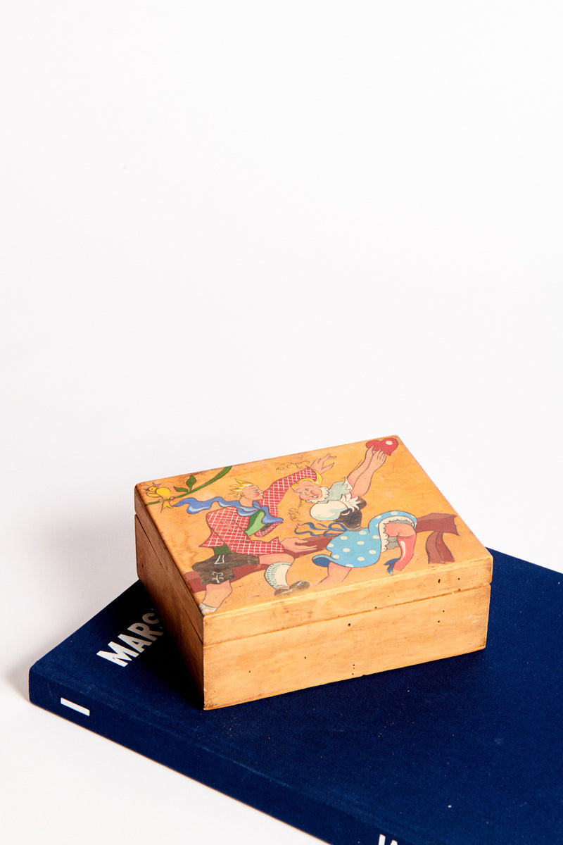 Rare 1920's Italian Playful Couple Hand Painted Box