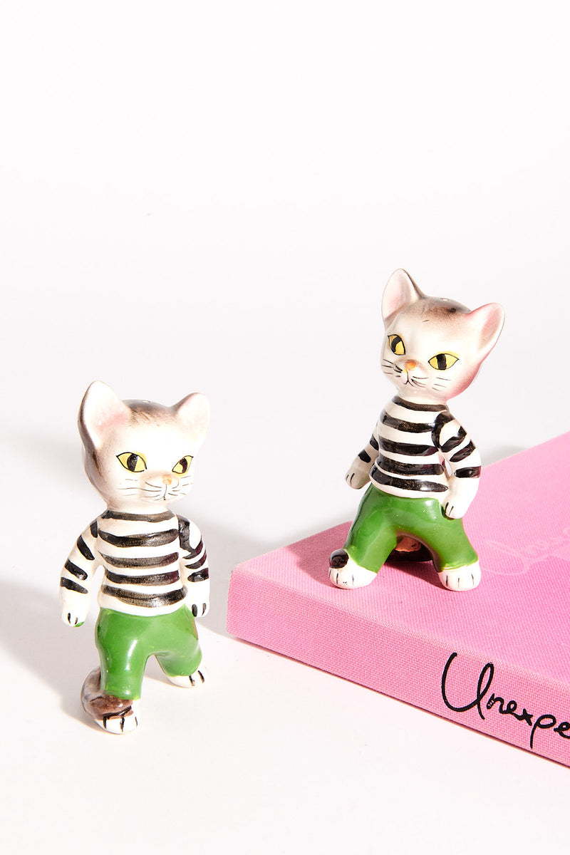Striped Sweater Cat Shaker Set