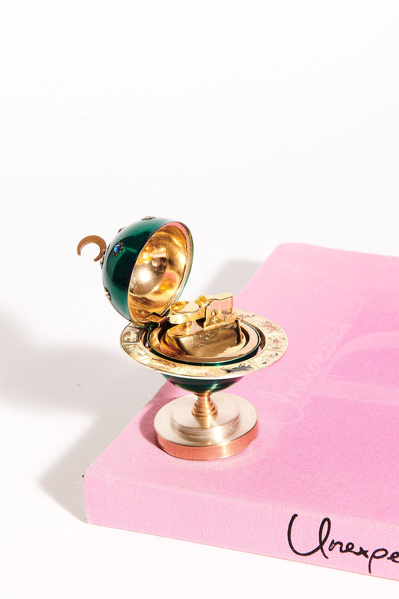 Emerald Green Zodiac Lighter