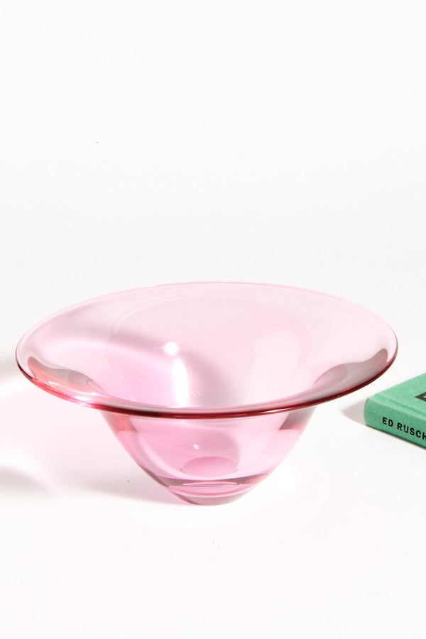 Artist Rose Pink Glass Centerpiece Bowl