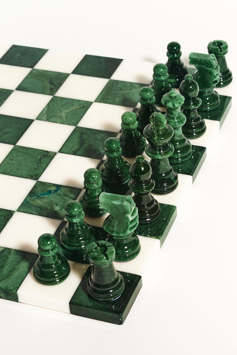 Italian Forest Green/White Large Alabaster Chess Set